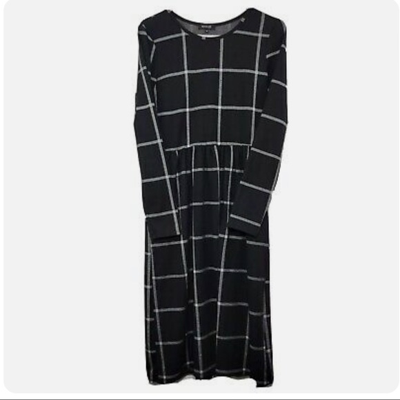 Roolee black grid checked midi-dress - Picture 2 of 5